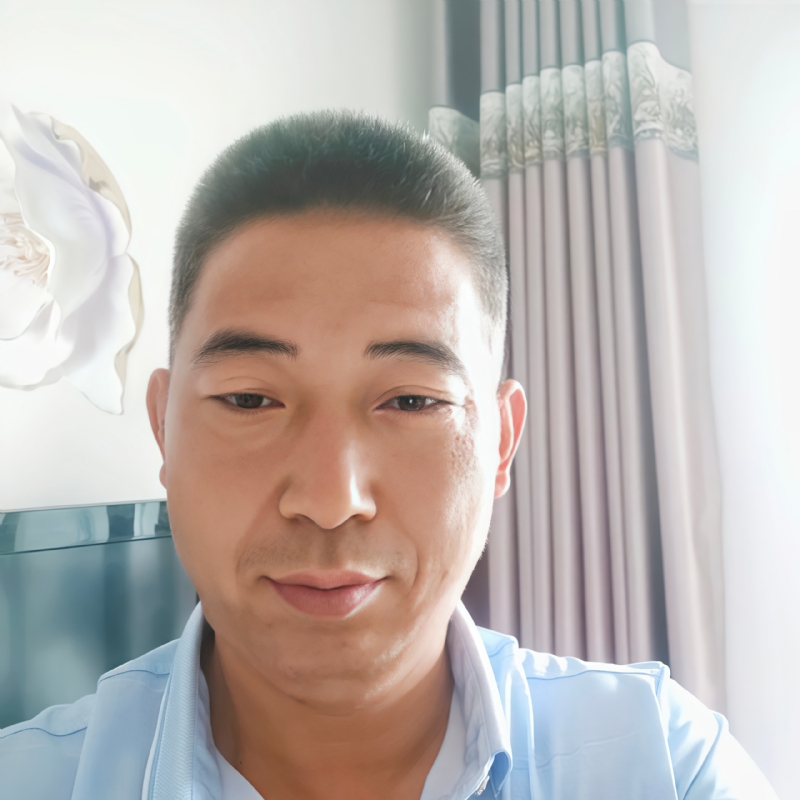 雨中漫步的第一张照片--宝鸡闪婚服务中心